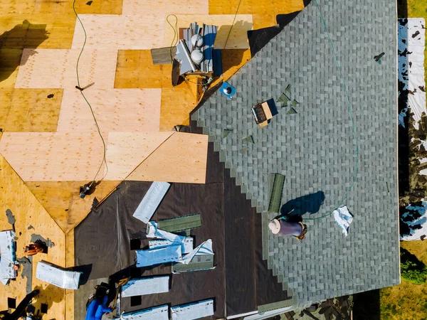 Local Roofing Replacement Contractors: Why Going Local Matters