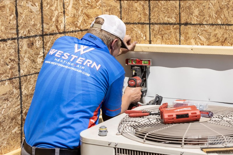 Air Conditioning Repair for Energy Efficiency and Performance